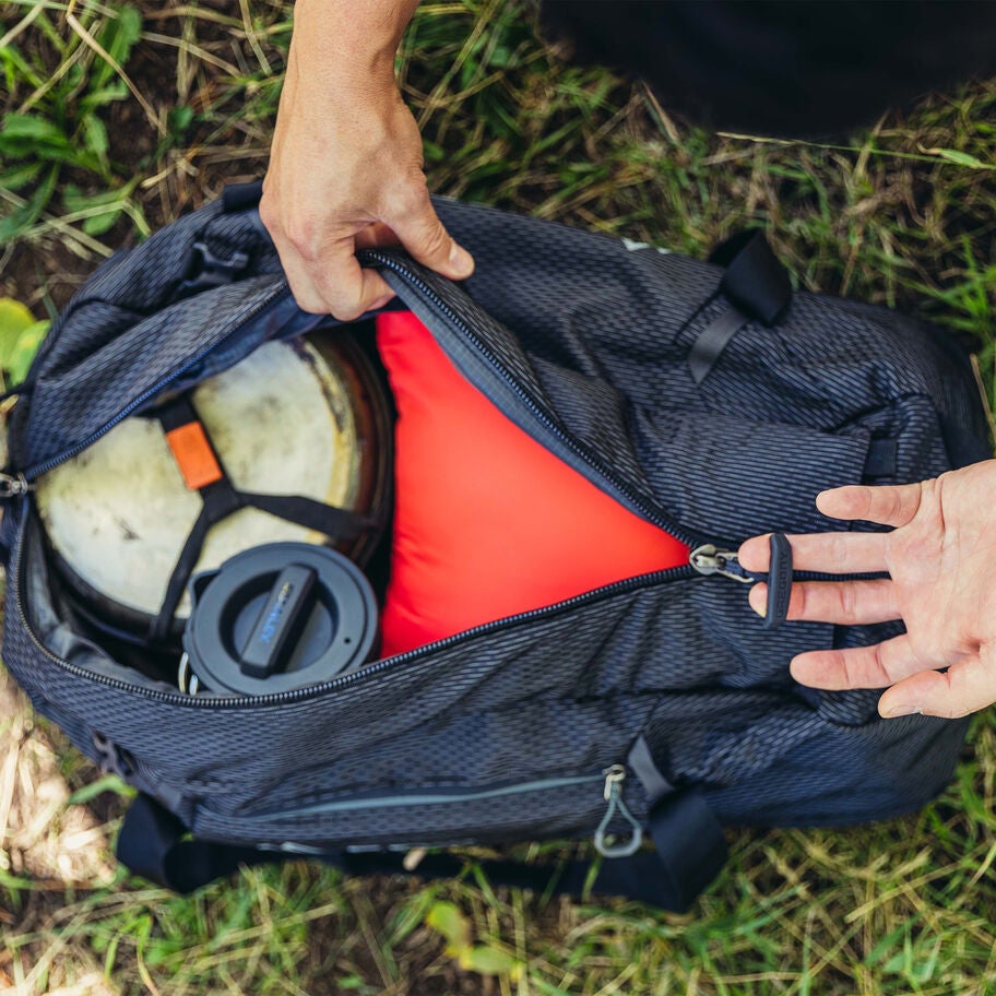 Supply 40 in the color Dusk Camo. image number 4